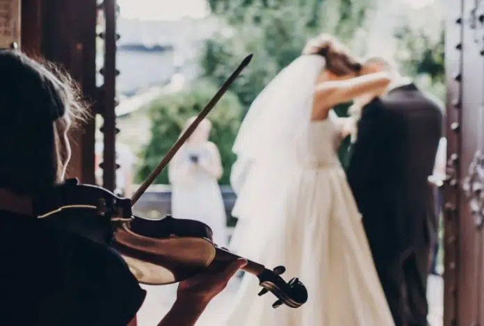 Violoniste à un mariage