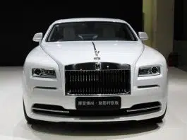 Mariage à Paris : où louer une Rolls Royce ?